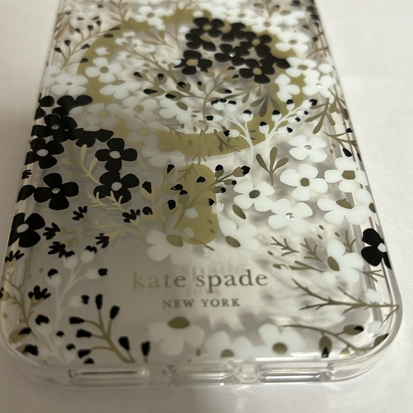 KateSpade Iphone 15/14/13 Phone case-Wireless charge and 5G compatible - Picture 4 of 10